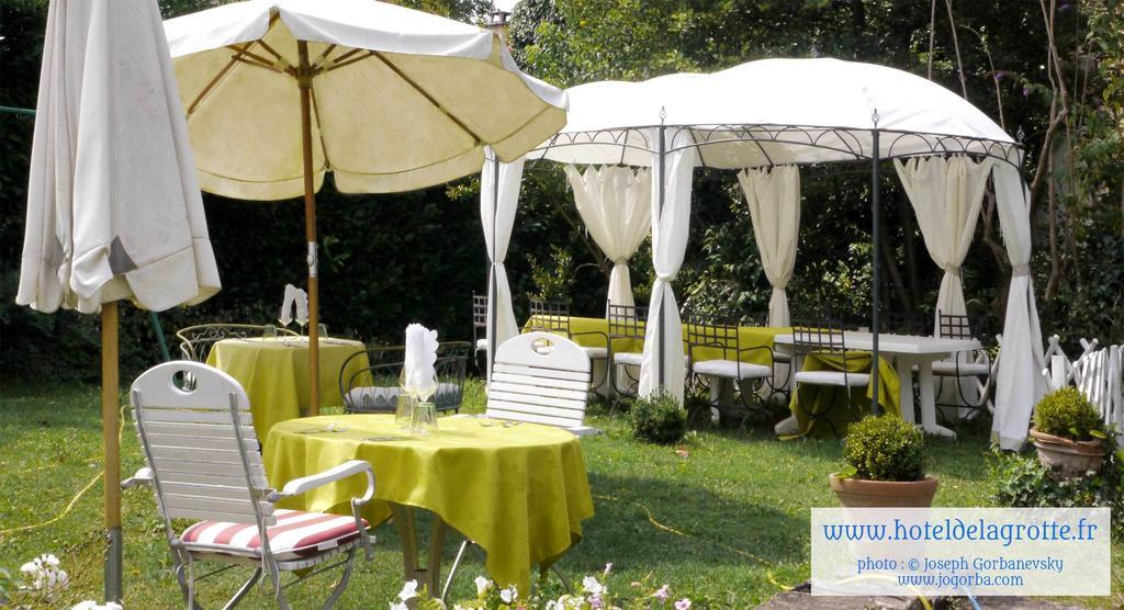 מונטיניאק Hotel De La Grotte מראה חיצוני תמונה