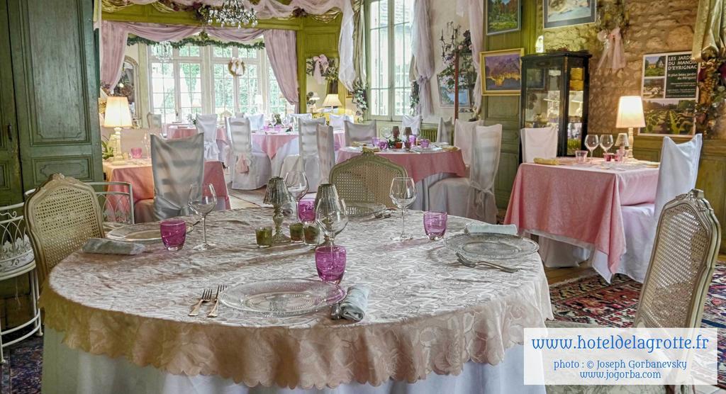 מונטיניאק Hotel De La Grotte מראה חיצוני תמונה
