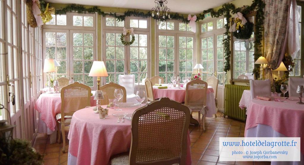 מונטיניאק Hotel De La Grotte מראה חיצוני תמונה