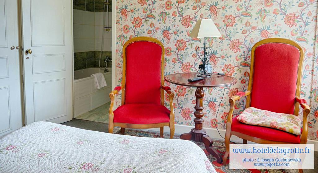 מונטיניאק Hotel De La Grotte מראה חיצוני תמונה