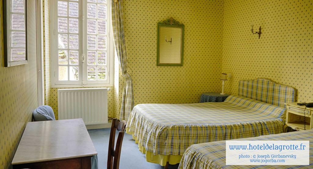 מונטיניאק Hotel De La Grotte חדר תמונה